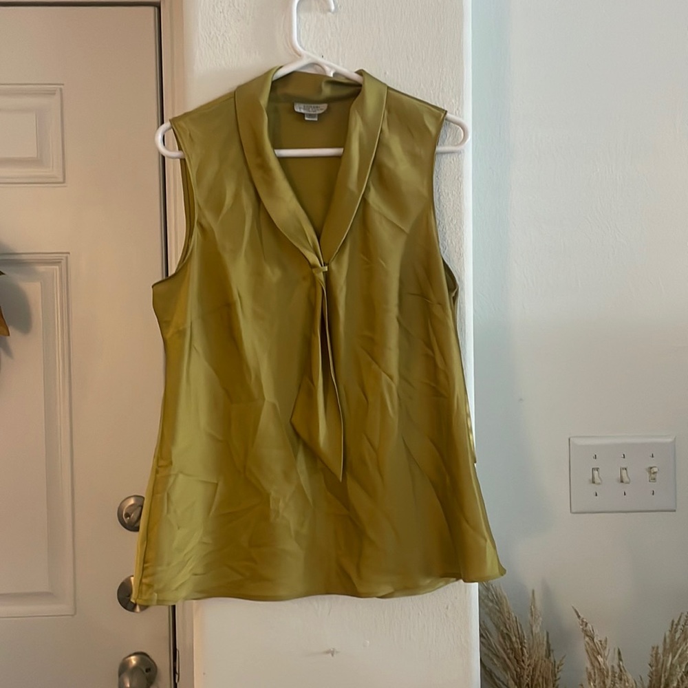 Tahari Sleeveless Career Blouse Size PL